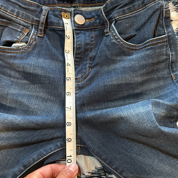 Slim fitting capri - Picture 4 of 6